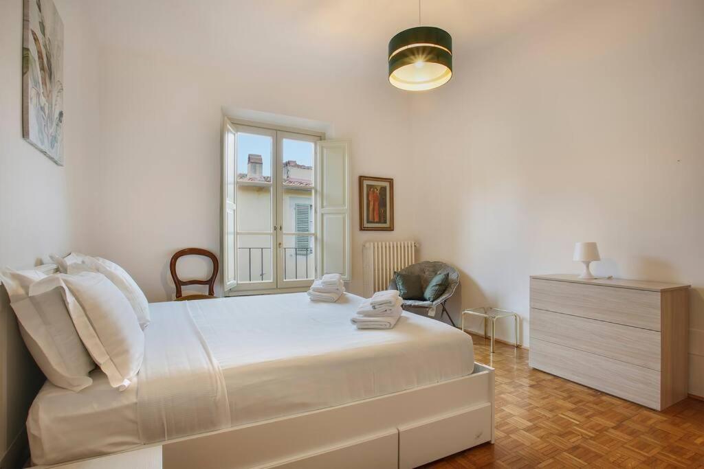 Palazzo Borghese 2 Bedroom Florence Exterior photo